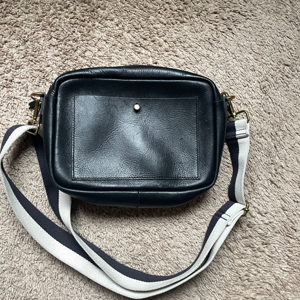Madewell transport camera bag black